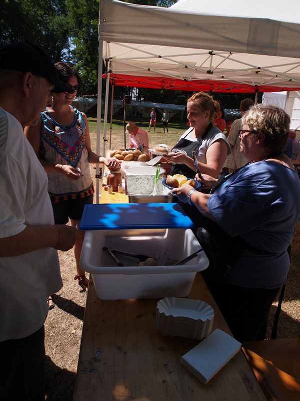 P7158484 RHorz.jpg